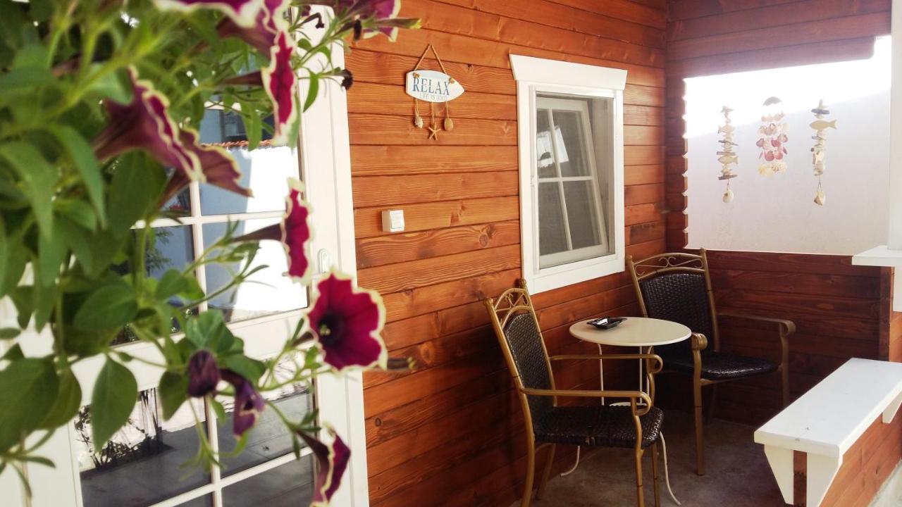 וארנה Guest House Yanita מראה חיצוני תמונה