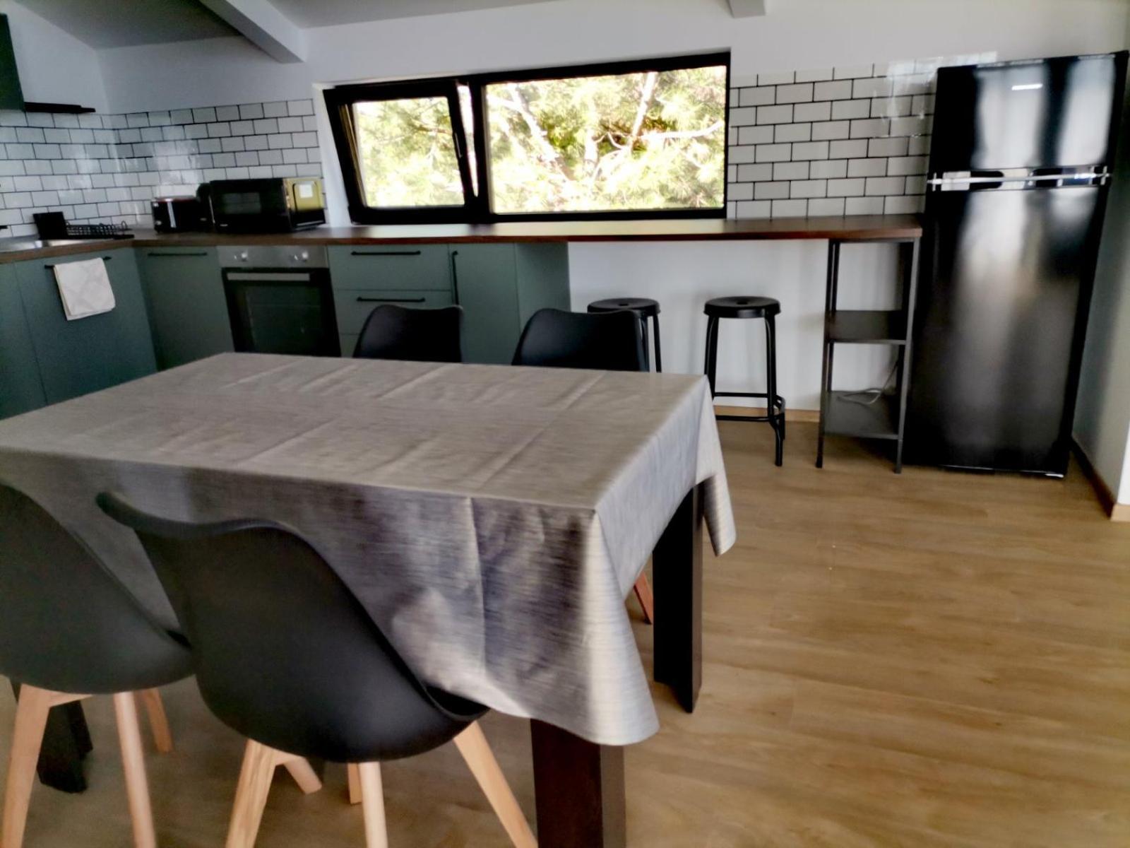 וארנה Guest House Yanita מראה חיצוני תמונה