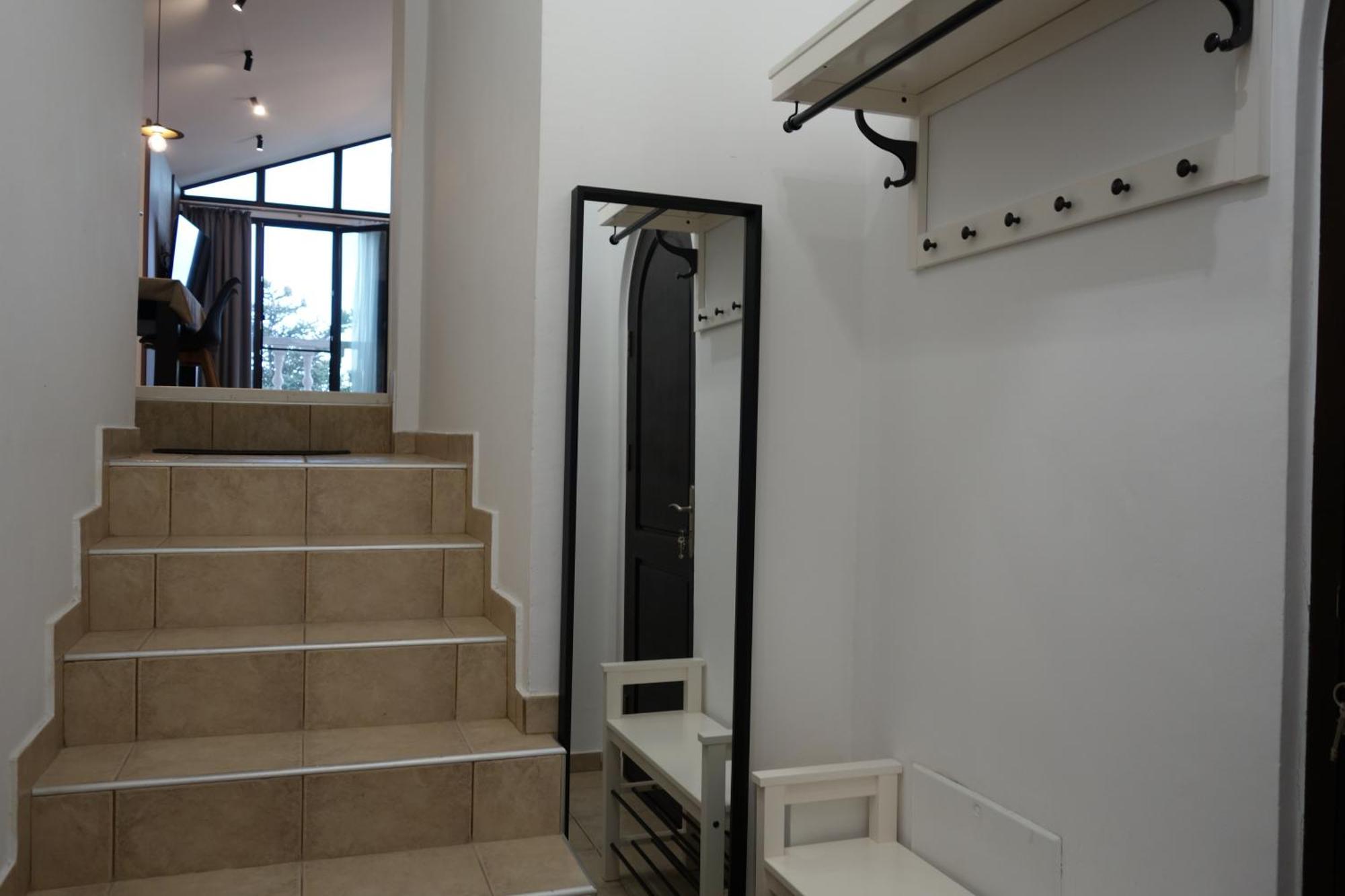וארנה Guest House Yanita מראה חיצוני תמונה