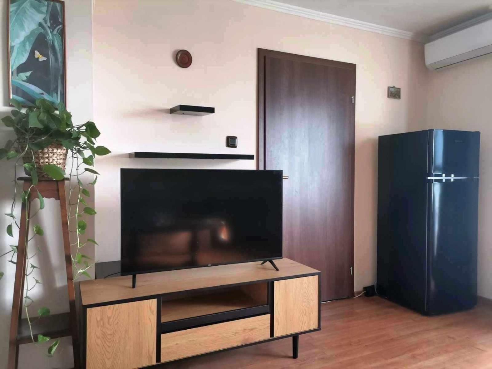 וארנה Guest House Yanita מראה חיצוני תמונה