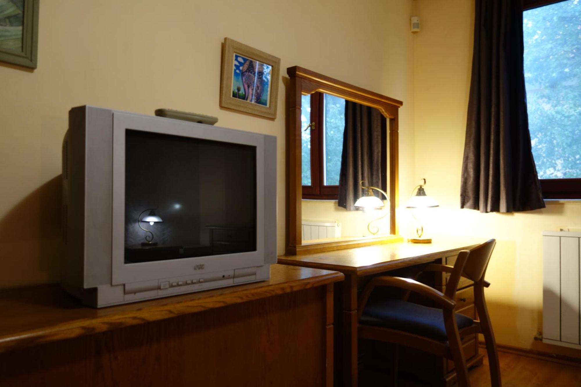 וארנה Guest House Yanita מראה חיצוני תמונה
